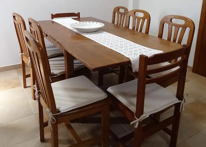 Casa Andorinhas بيت للعطل لورينها